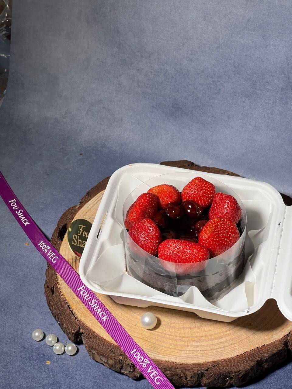 Best 100% Veg Strawberry Truffle Bento Cake in Nagpur